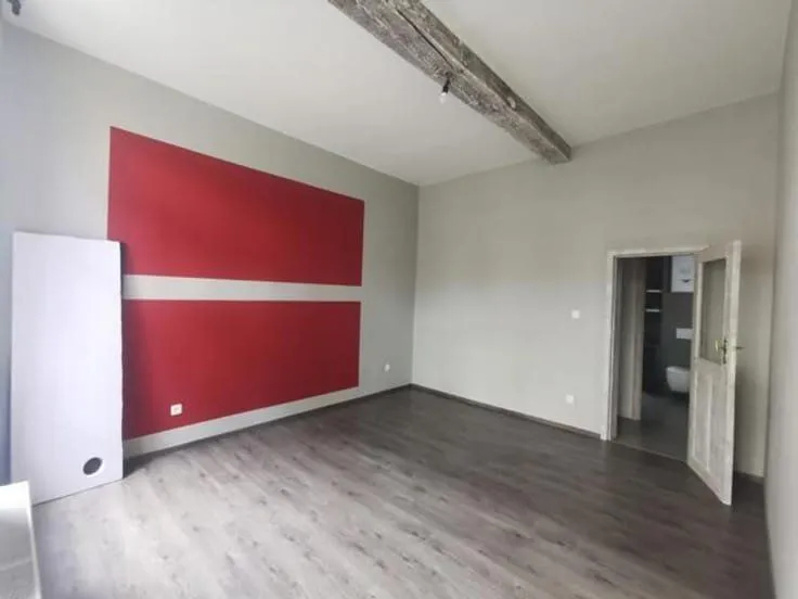 Pièces - Maison Mitoyenne avec Cuisine Équipée au Centre de Mons