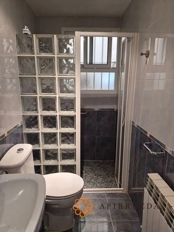 Salles de bain - Traditional Chalet with Balcón in Alborge