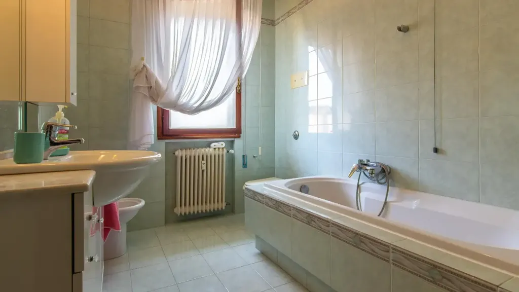 Bagni - Spacious Apartment with Terrace in Padua
