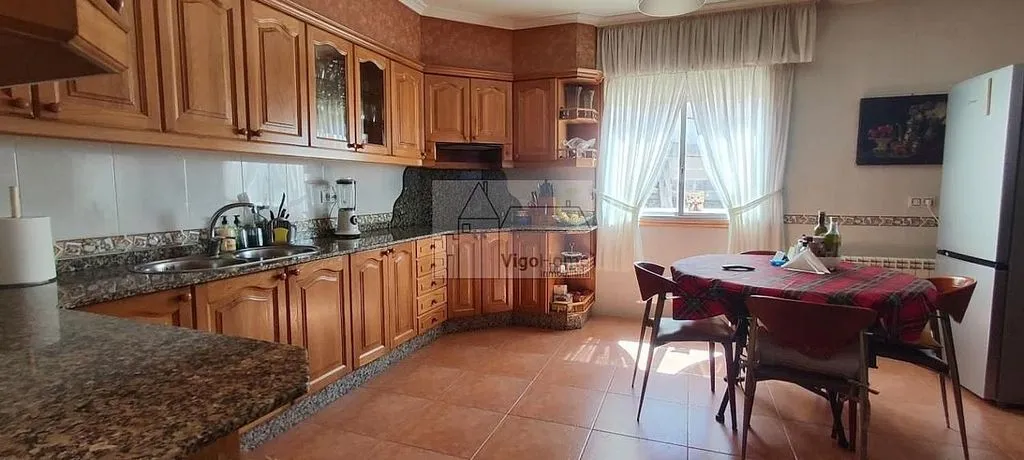 Kitchen - Chalet with Garden and Garage in Moaña