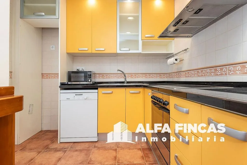 Cuisine - Luxury Apartment with Garage in San Clemente