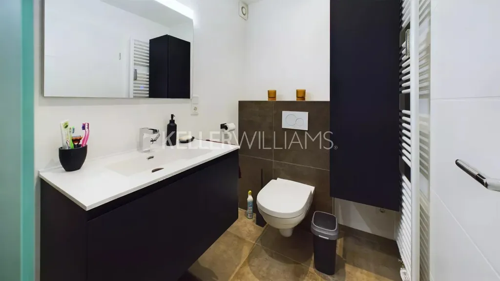 Salles de bain - Appartement meublé avec 2 balcons à Rollingen - Mersch
