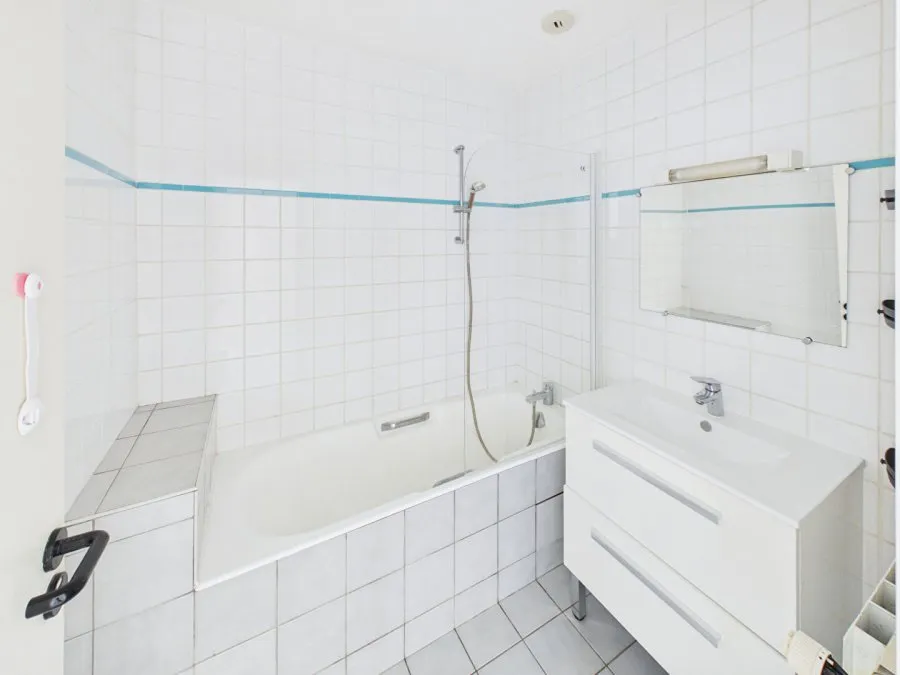 Salles de bain - Appartement 3 Pièces avec Parking à Nancy