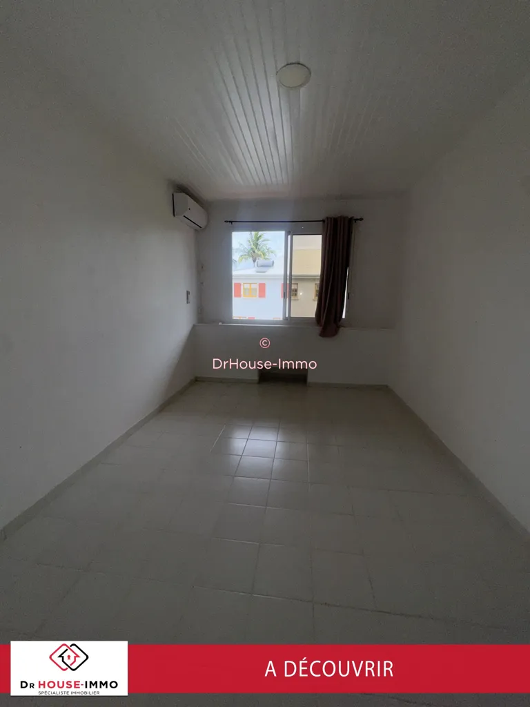 Stanze - 4-Bedroom Garden-Level Flat in Lamentin
