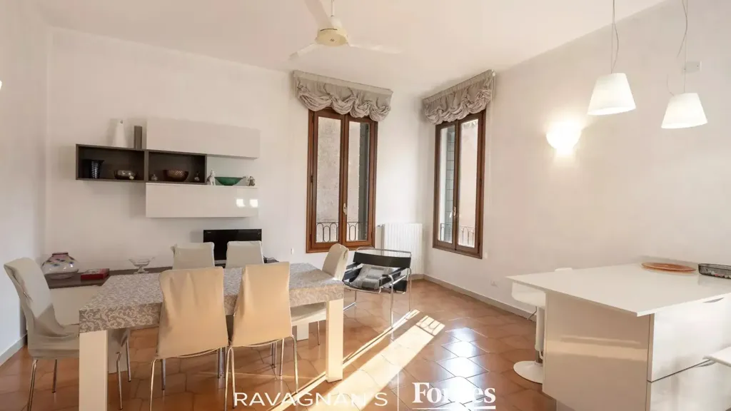 Söögituba - Canal-Front Apartment in Venice