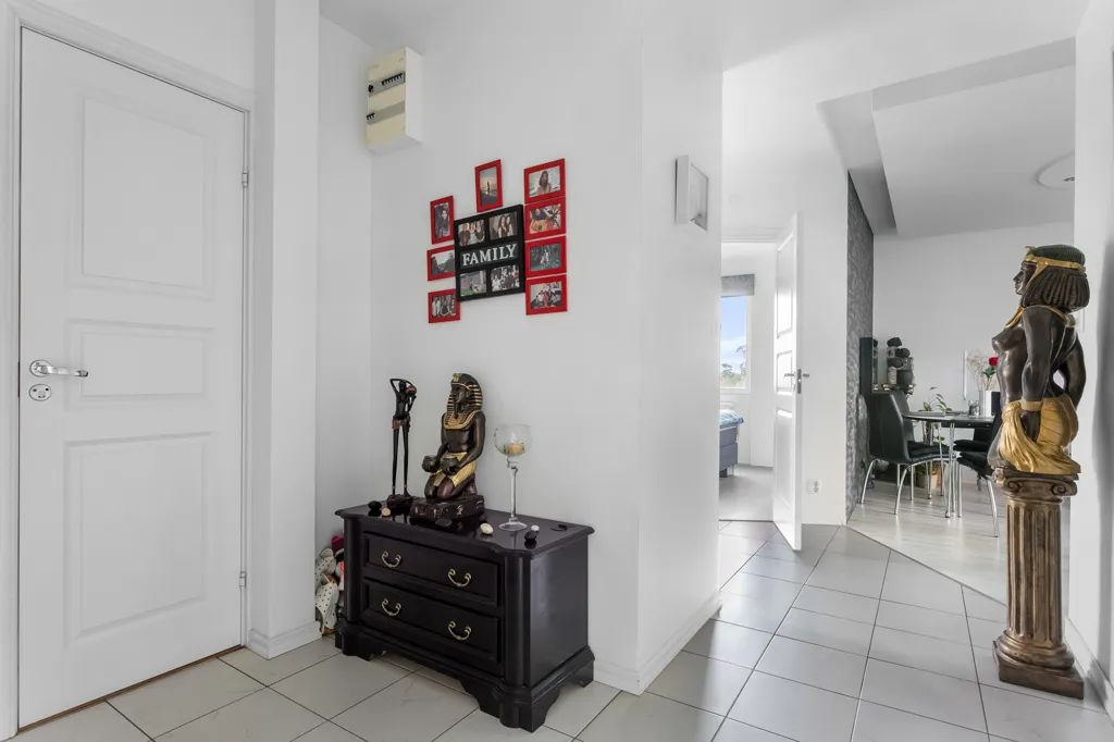 Ingresso - Apartment with Balcony in Stockholm