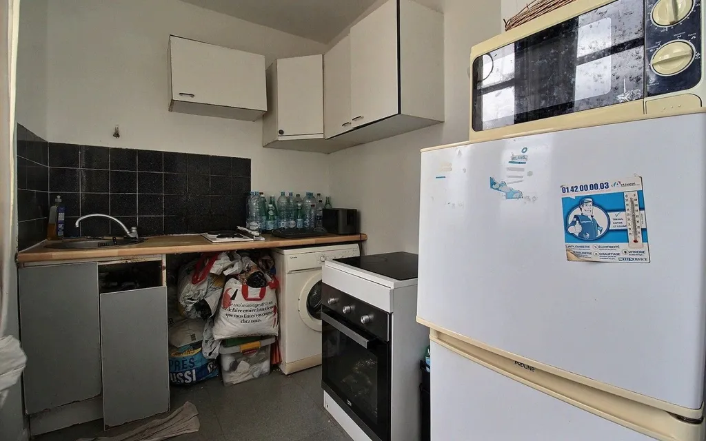 Köök - 1-Bedroom Flat with Balcony in Colombes
