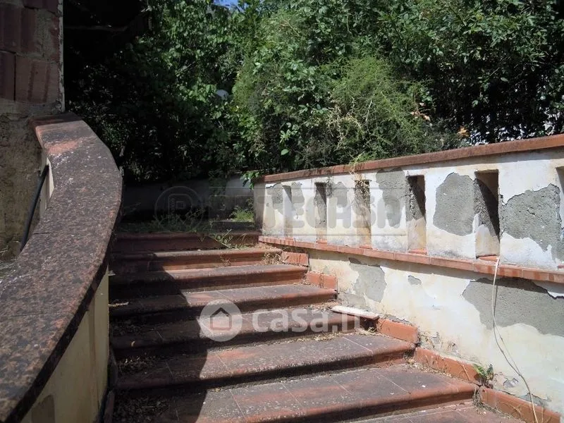 Pièces - Bifamiliar Villa with Balcony in Caltanissetta