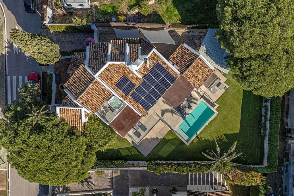 Vue aérienne - Traditional Chalet with Pool in Las Chapas, Marbella