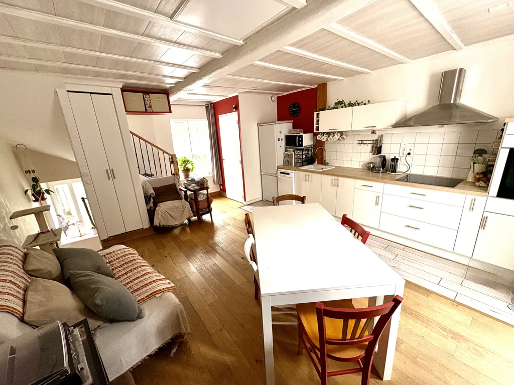 Kitchen - Charming Townhouse with Balcony in Royat