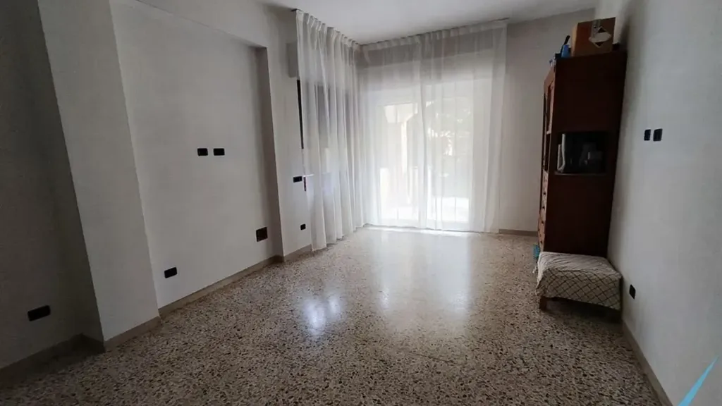 hallway_entrance