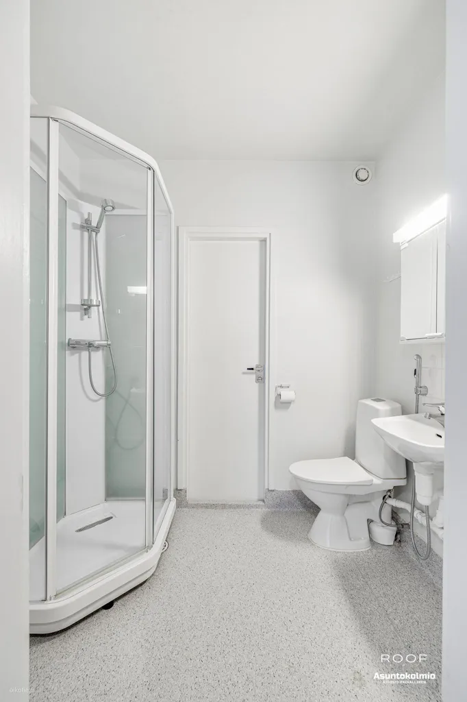Bagni - Three-Room Flat with Balcony in Kontinkangas