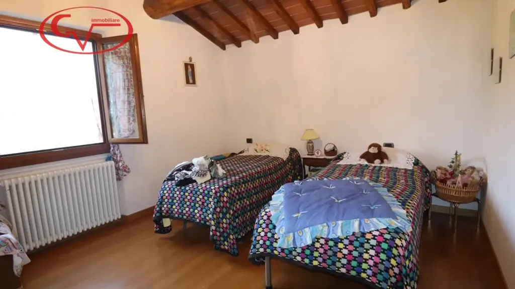 Magamistoad - Rustic Villa with Panoramic Views in Montevarchi