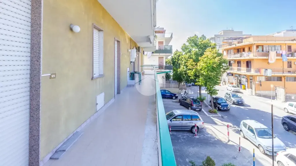 Balcon - First-Floor Flat with Balcony in Villabate