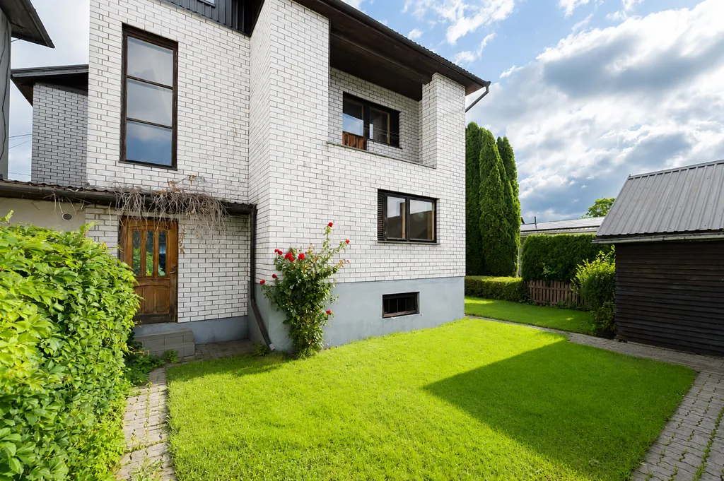 Giardino - Spacious House with Sauna in Raeküla, Pärnu