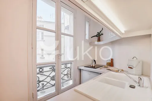 Cuisine - Appartement Meublé avec Ascenseur à Paris 6ᵉ