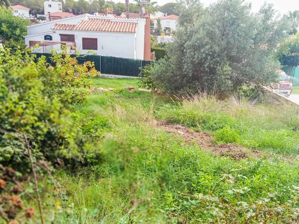 Jardin - Buildable Plot with Sea View in Cunit