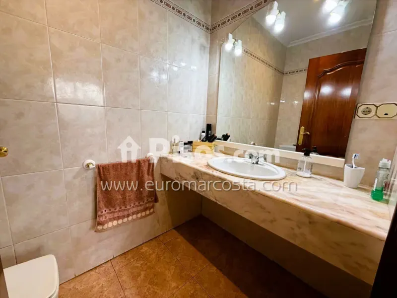 Salles de bain - Luxury Chalet with Private Pool in Elche