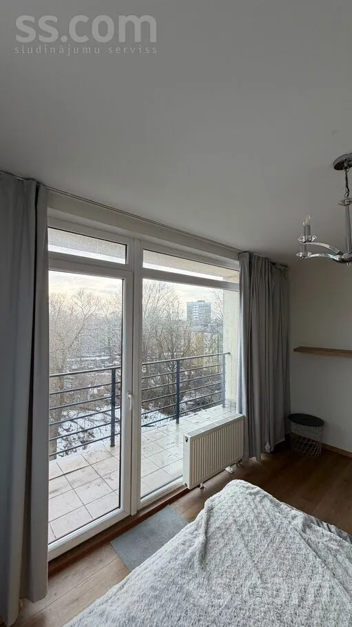 Appartement 3 pièces à Rīga