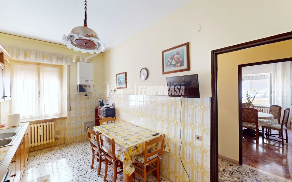 Sala da pranzo - Piano Terra Apartment with Box in Loreto