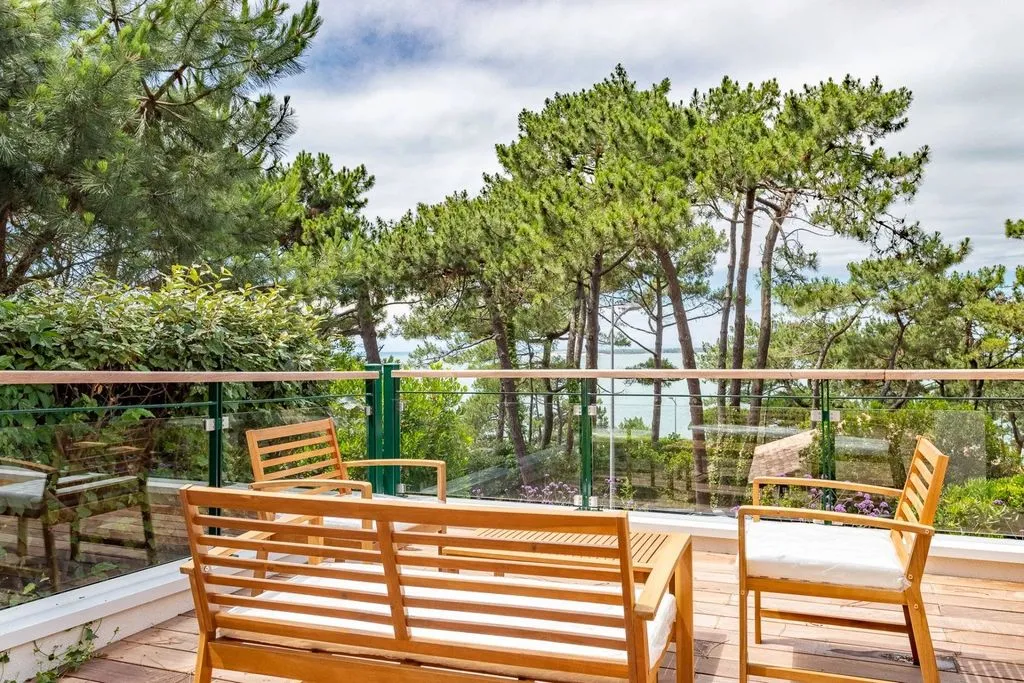 Terrass - Luxury Apartment with Sea View in La Teste-de-Buch