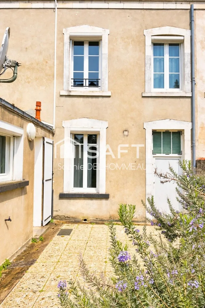 Aed - Charming Townhouse in La Roche-sur-Yon