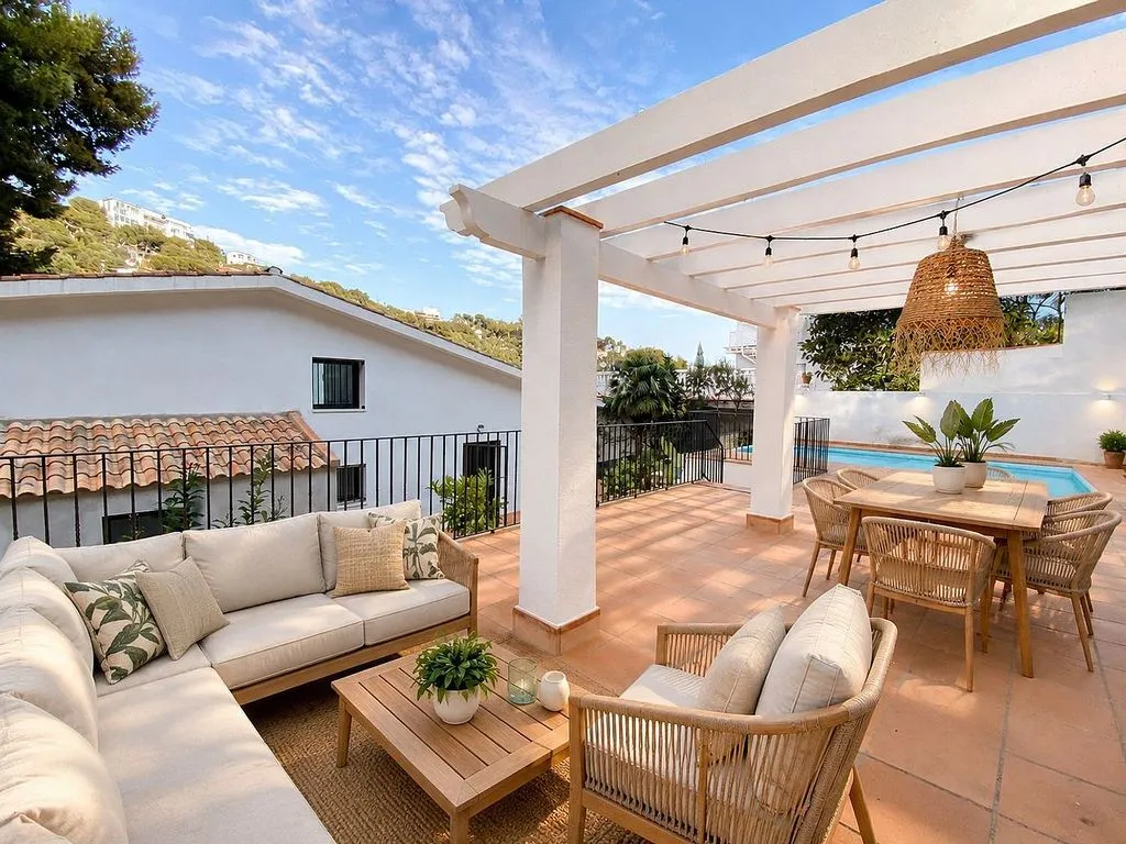 Terrass - Renovated Chalet with Pool in Bellamar