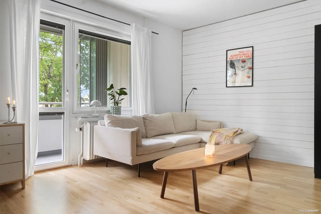 Elutuba - Semi-Detached Flat with Balcony in Finntorp