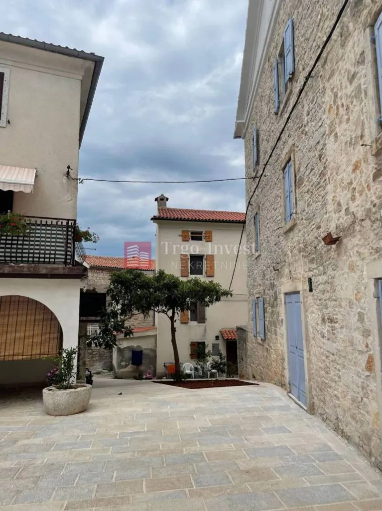 Extérieur - Stone House with Historic Charm in Bale