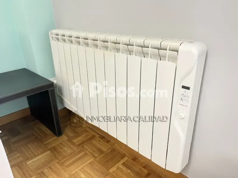 Toad - Modern Flat with Tech Features in Historic Centre