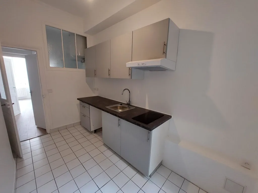 Cuisine - Studio Proche Porte de Saint-Cloud