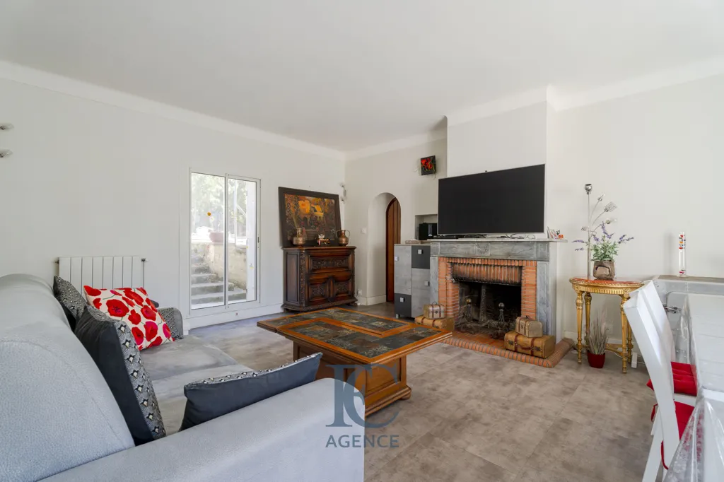 Elutuba - Bastide Villa with Pool near Saint-Cyr-sur-Mer