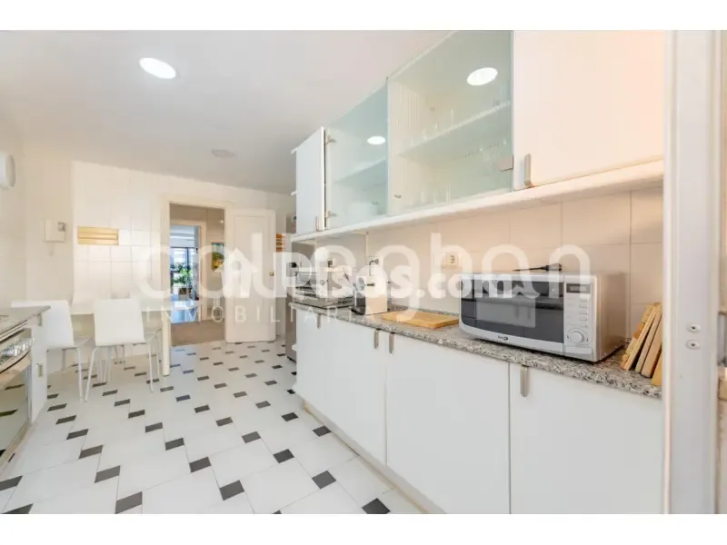 Köök - Apartment with Balcony in Aragón, Valencia