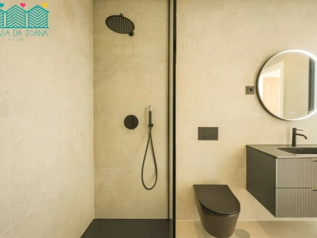 Vannitoad - Luxury House with Salt Pan View in Aveiro