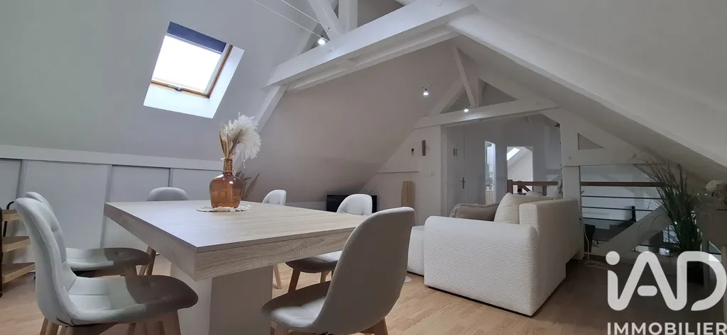 Pièces - Triplex Rénové avec 3 Chambres à Creutzwald