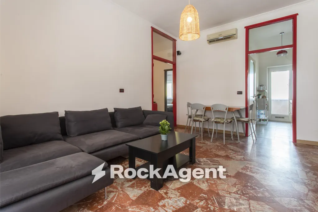 Elutuba - Spacious Trilocale with Balcony in Santa Rita, Turin