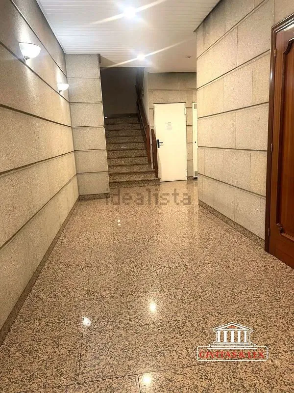 Esik - Apartment with Balcony and Garage in Ourense