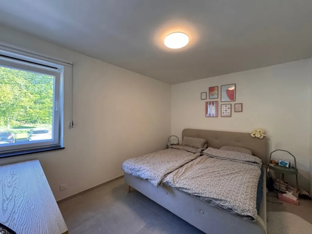 Chambres - Appartement Neuf avec Terrasse à Libramont-Chevigny