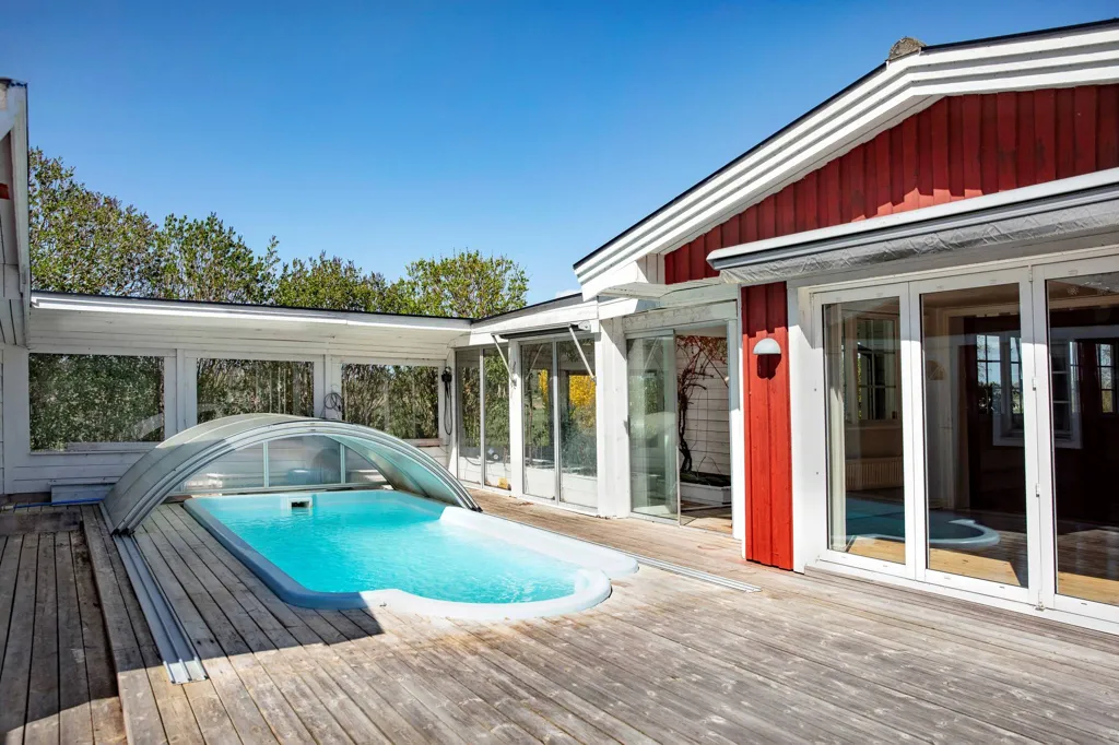 Piscine - Villa with Pool and Sea View in Beddingestrand