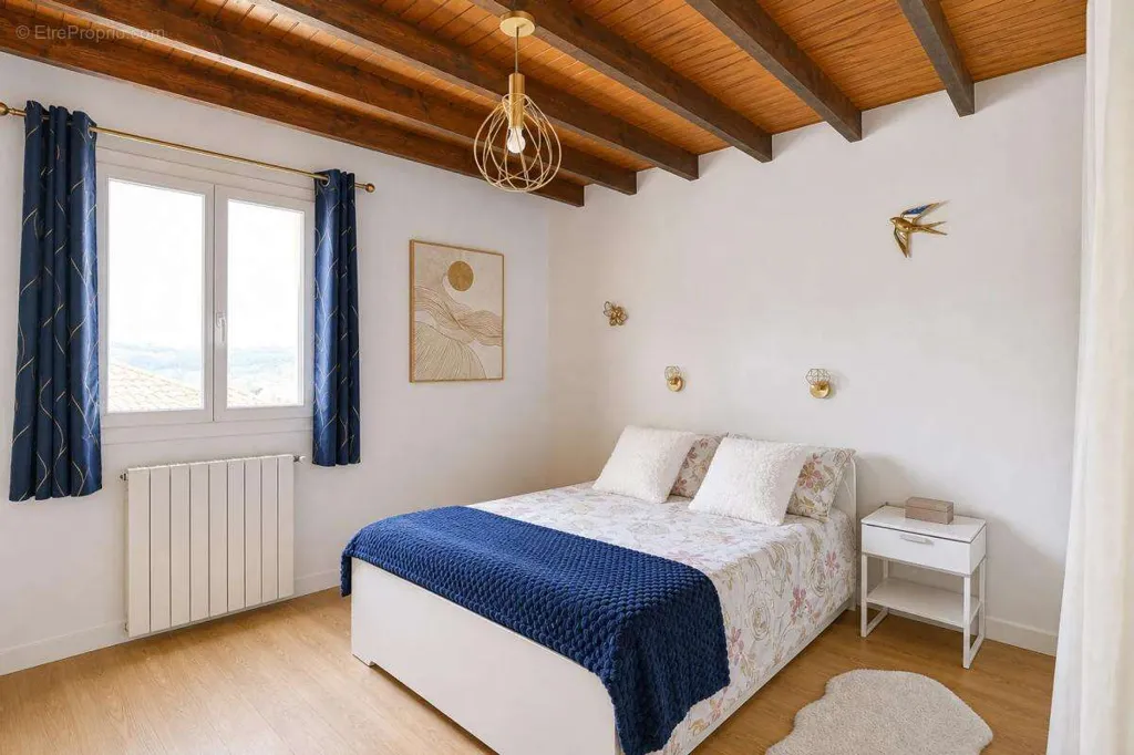 Chambres - Maison Rénovée avec Piscine à Vedène