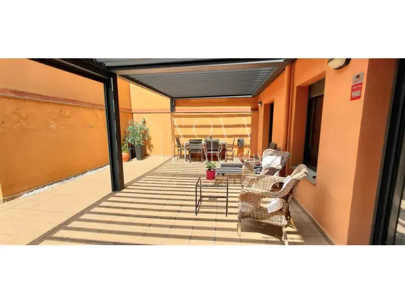 Terrass - Apartment with Terrace in Centelles Centre