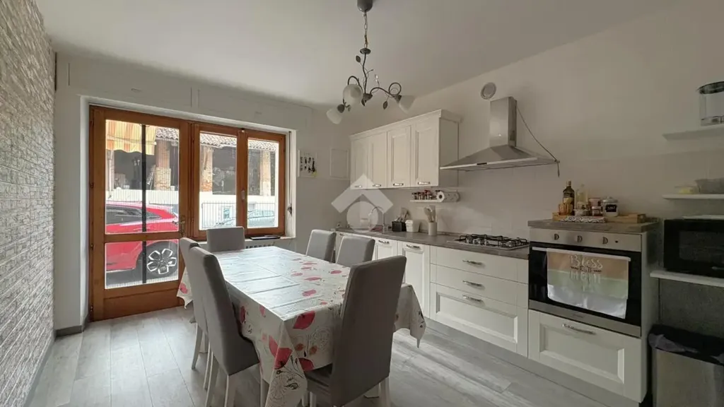 Söögituba - Semi-Independent House with Private Courtyard in Caravino