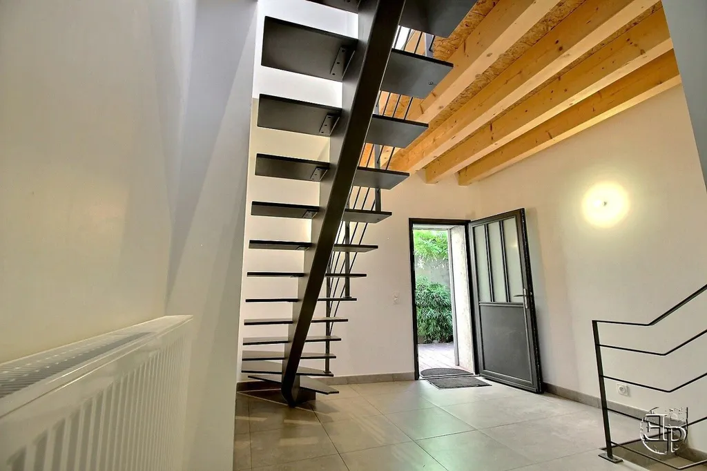 Toad - Meubled Triplex in Présilly