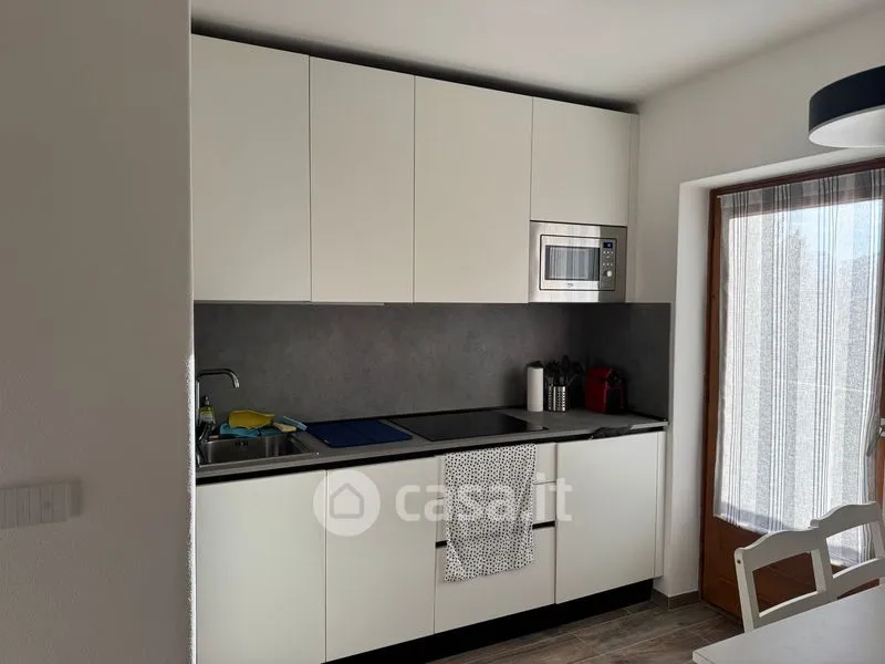 Cucina - Rustic Bilocale with Panoramic Terrace in Valdidentro