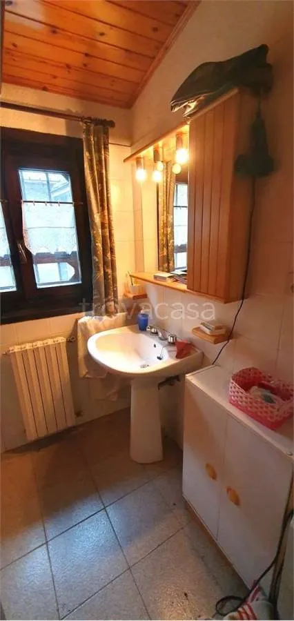 Salles de bain - Historic Cottage with Garden in Bardonecchia