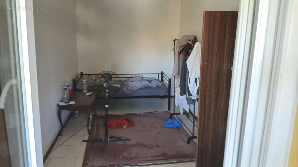 Chambres - Appartement avec Véranda à Marseille-3e