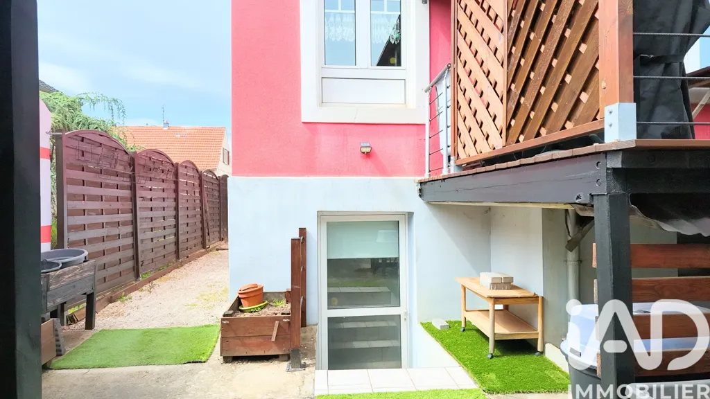 Garden - Charming House with Pool in Pfastatt