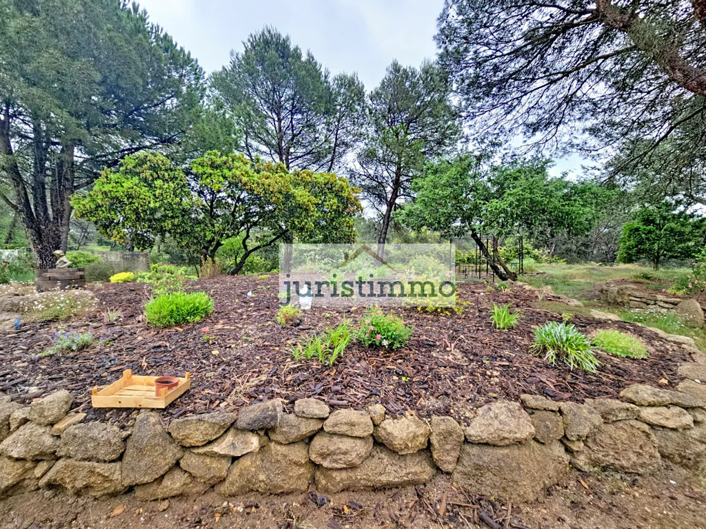 Garden - Two-Home Property with Panoramic Pool in Uchaux