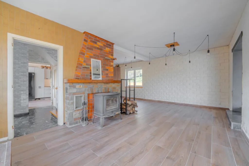 Elutuba - House with Terrace in Malonne, Namur