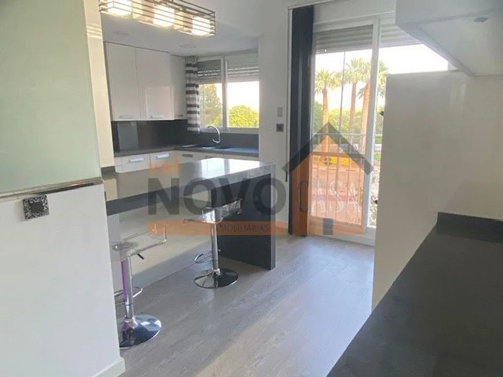 Cuisine - 3-Bed Apartment with Garage in Benipeixcar